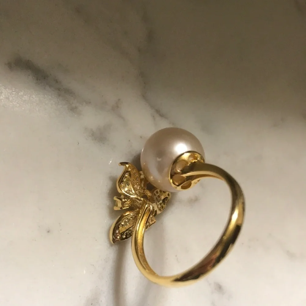 11.5mm Custom Made Genuine Pearl Clover Ring